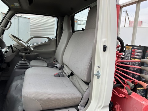 中古クレーン トヨタ ダイナ