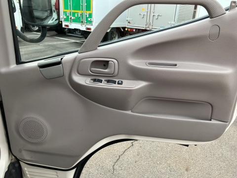 中古クレーン トヨタ ダイナ