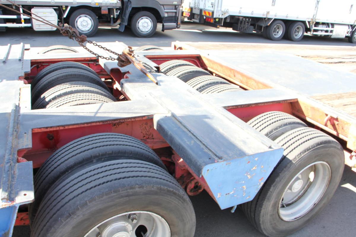 中古トレーラー 三菱ふそう スーパーグレート