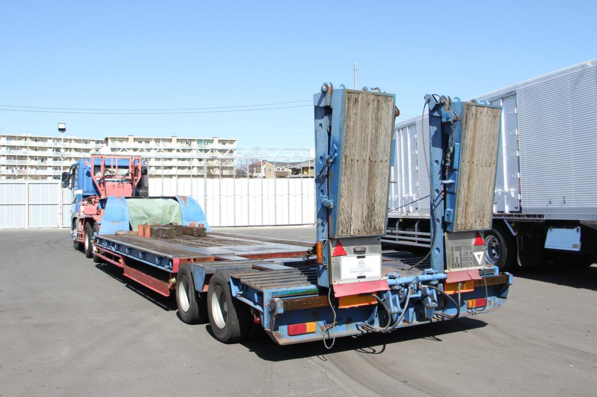 中古トレーラー 三菱ふそう スーパーグレート /16輪 重機セミトレ