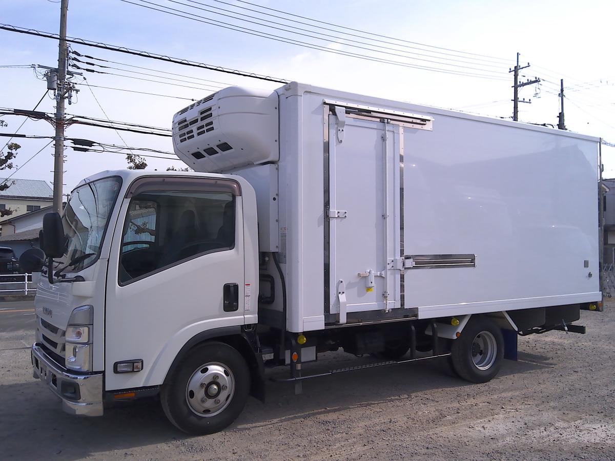 中古冷凍バン いすゞ エルフ