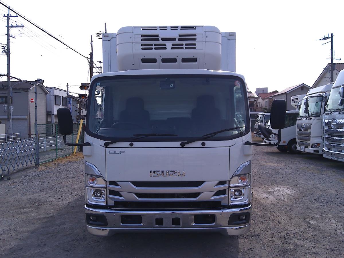 中古冷凍バン いすゞ エルフ