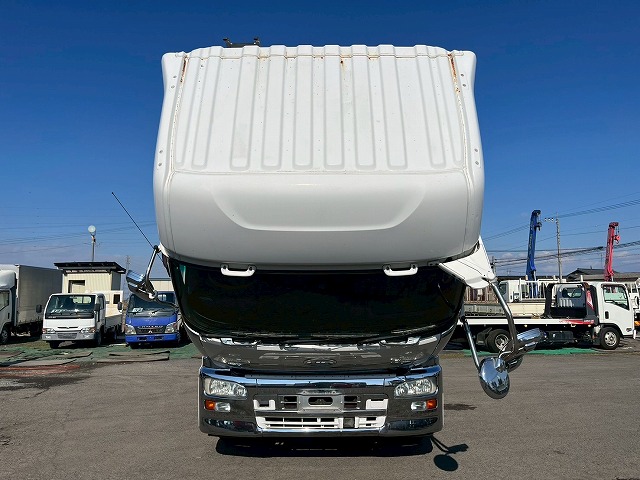 中古トラクタ UDトラックス クオン