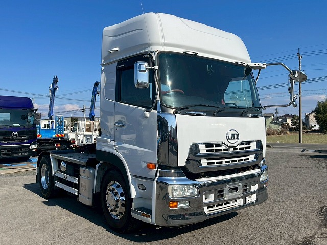 中古トラクタ UDトラックス クオン
