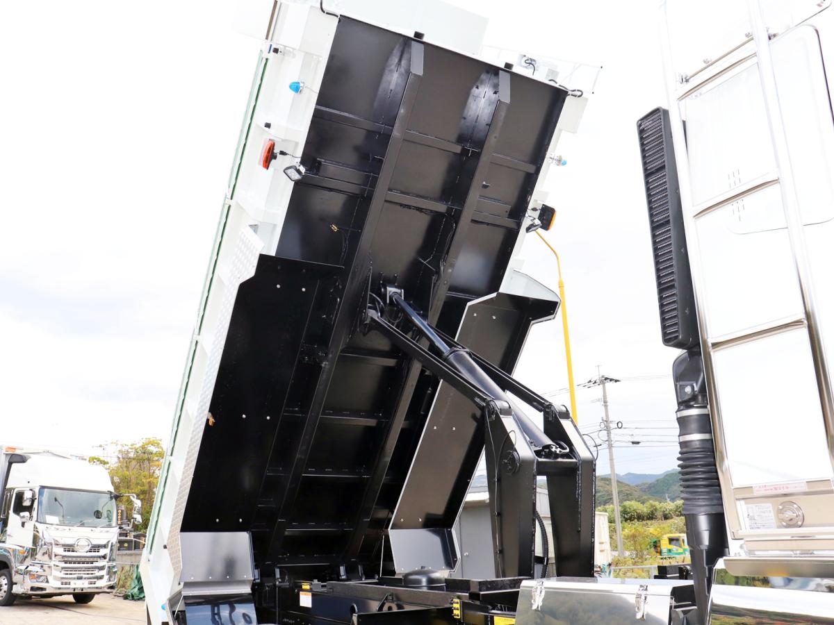 中古ダンプ 三菱ふそう スーパーグレート