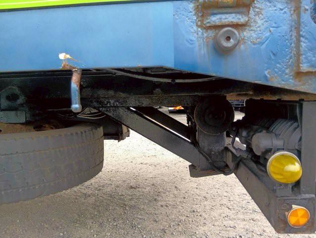 中古セルフローダー UDトラックス クオン