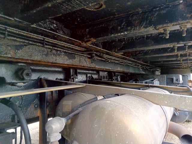 中古セルフローダー UDトラックス クオン