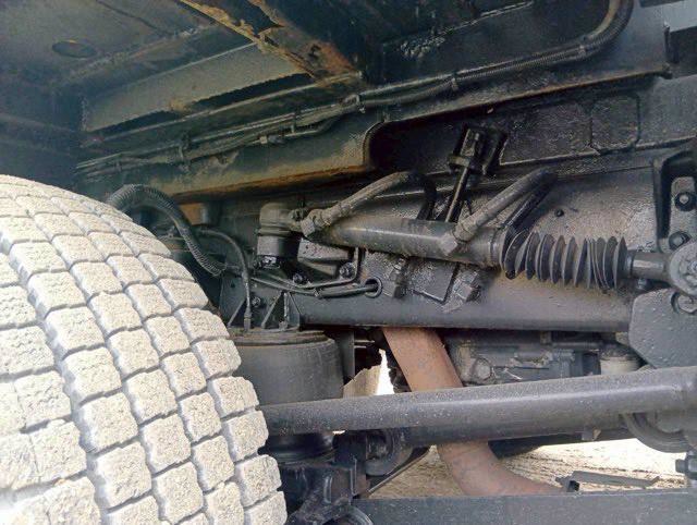 中古セルフローダー UDトラックス クオン