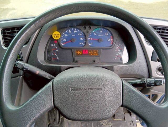 中古セルフローダー UDトラックス クオン