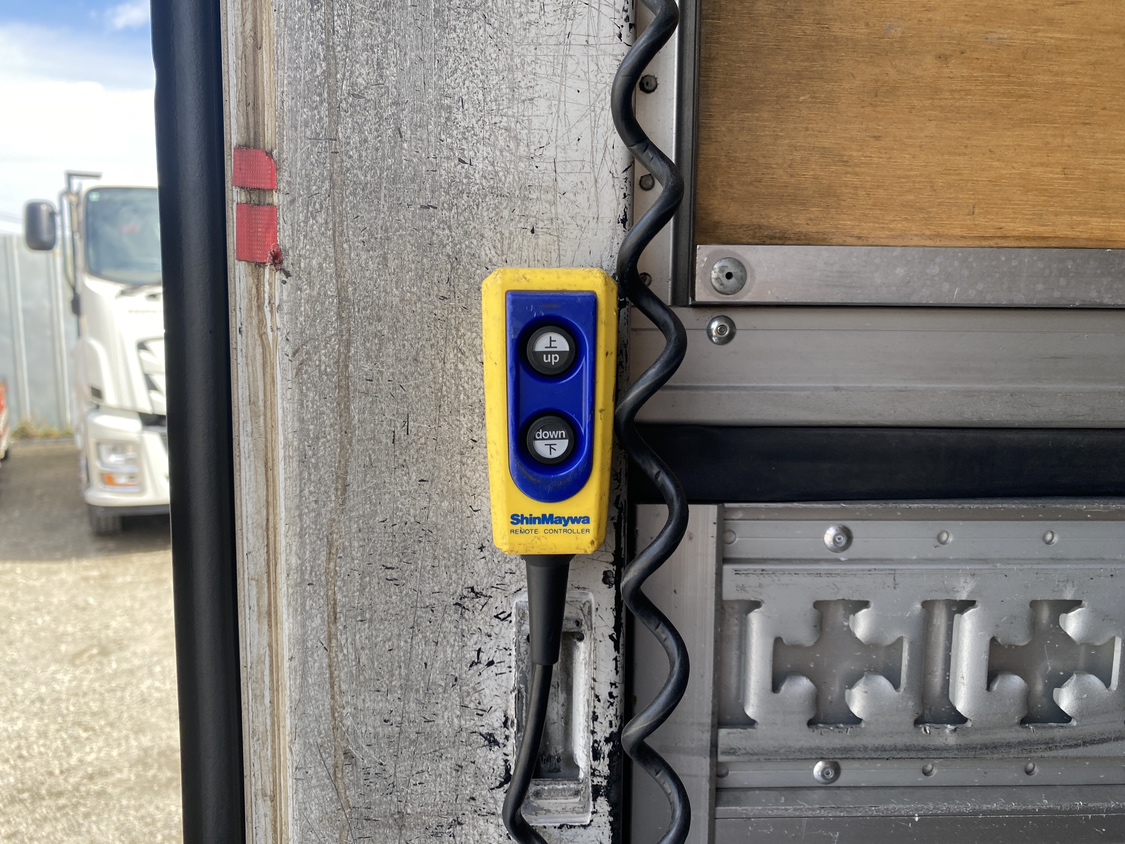 中古アルミウィング 三菱ふそう ファイター