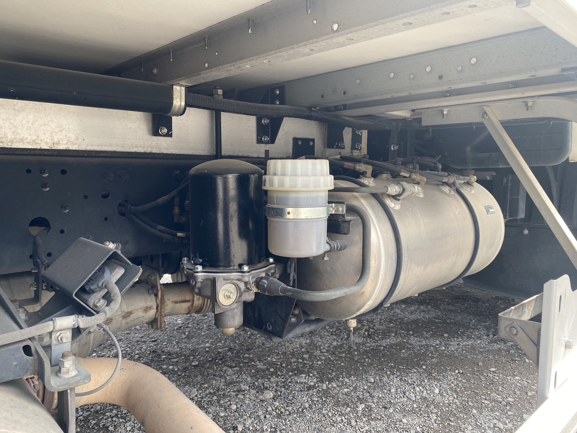 中古アルミウィング 三菱ふそう ファイター