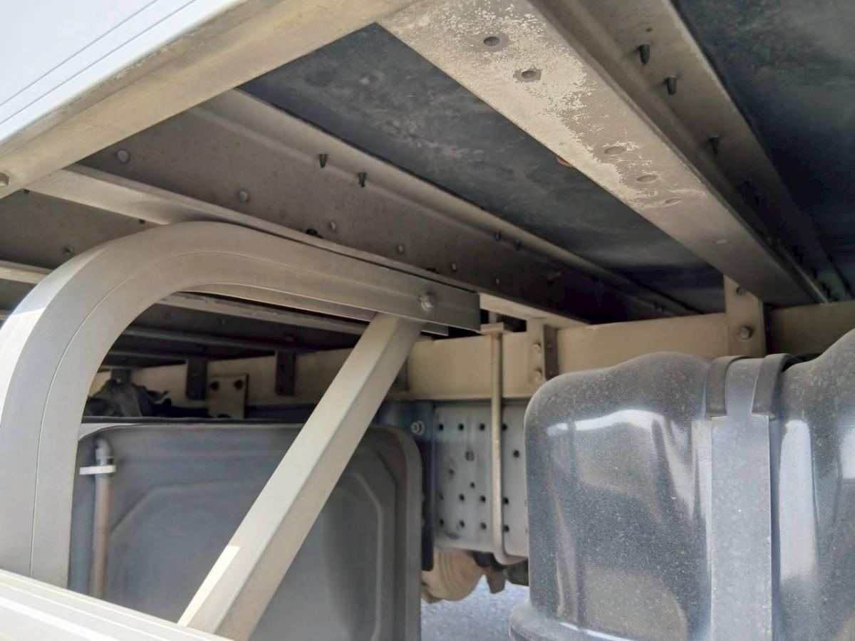 中古アルミウィング いすゞ フォワード