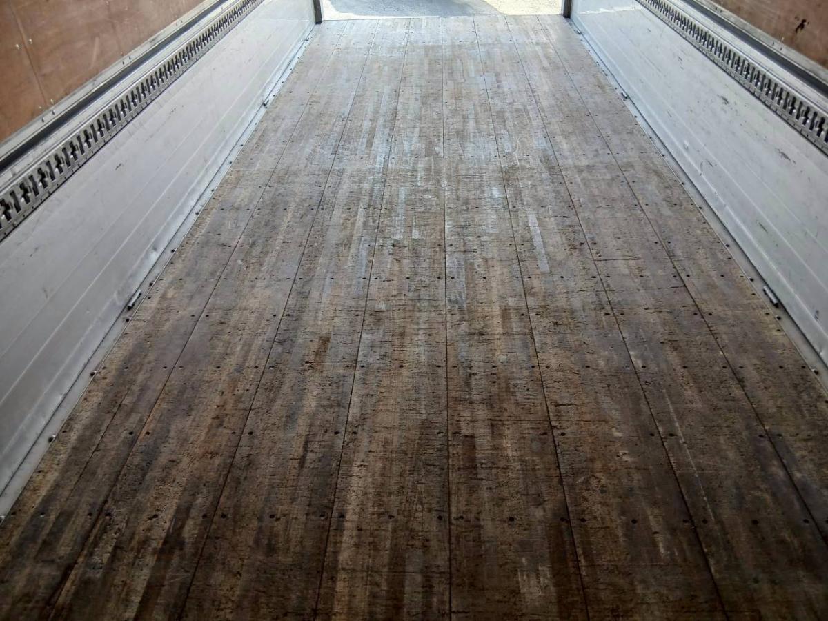 中古アルミウィング いすゞ フォワード