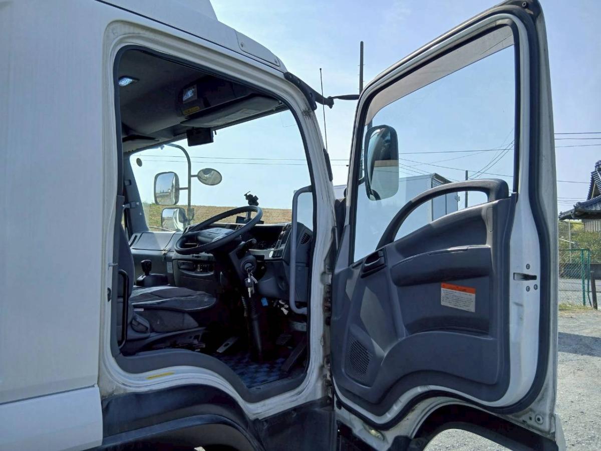 中古アルミウィング いすゞ フォワード