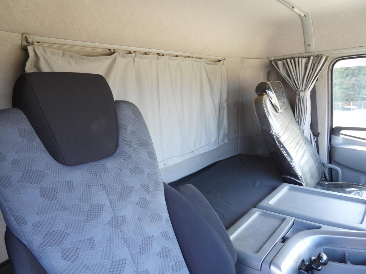 中古ダンプ UDトラックス クオン