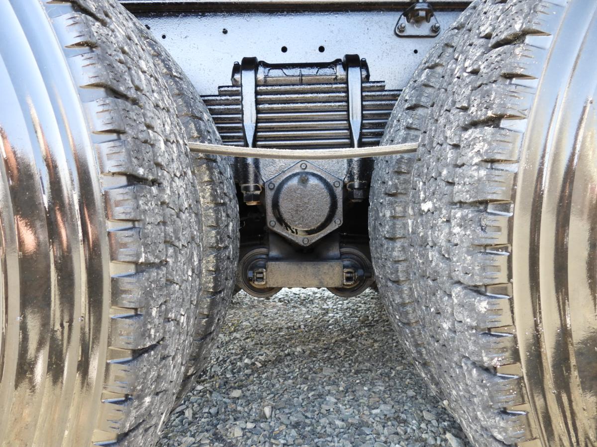 中古ダンプ UDトラックス クオン