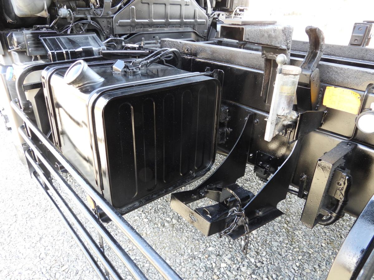 中古ダンプ UDトラックス クオン