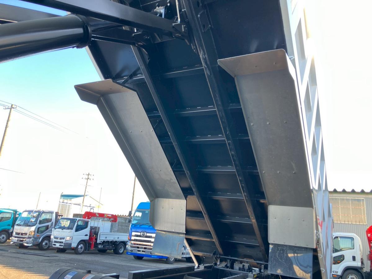 中古深ダンプ 日野 プロフィア
