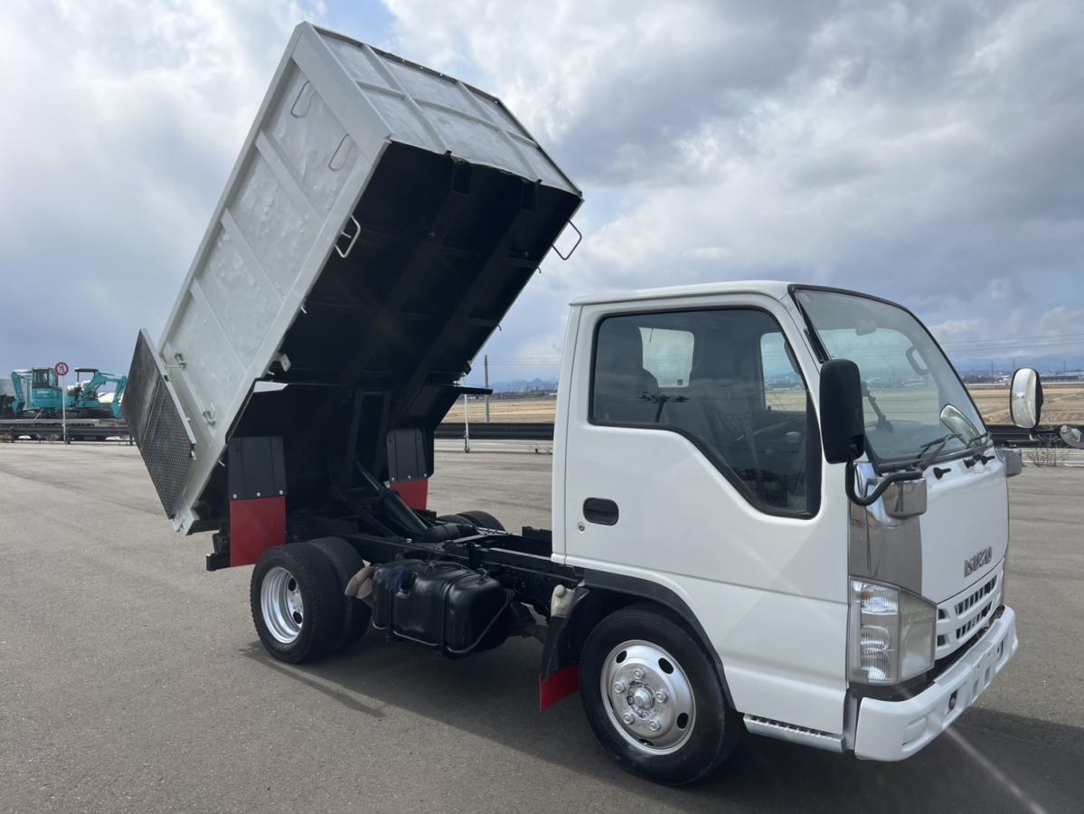 中古深ダンプ いすゞ エルフ