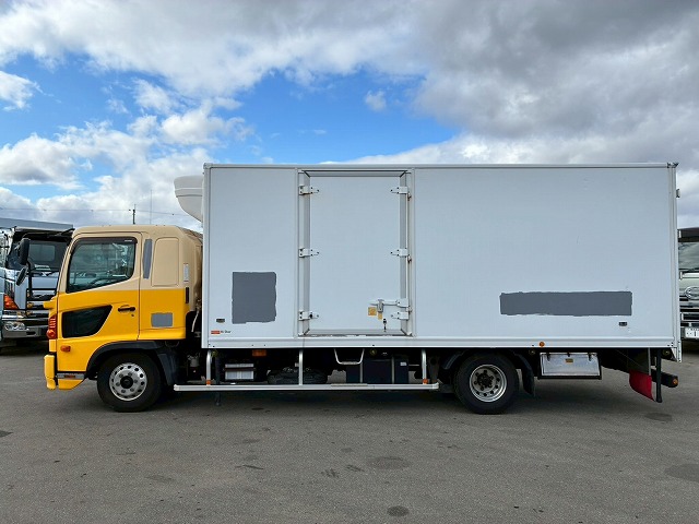 中古冷凍バン 日野 レンジャー