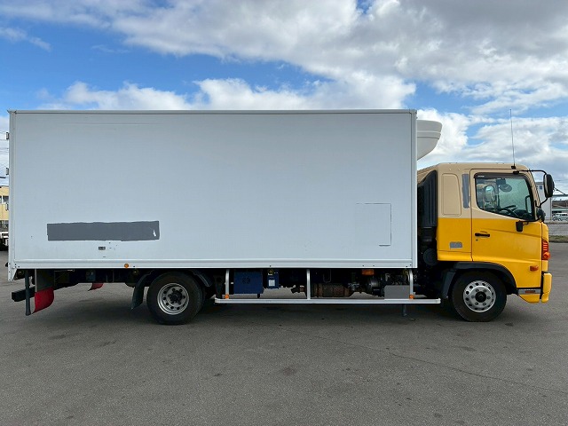 中古冷凍バン 日野 レンジャー