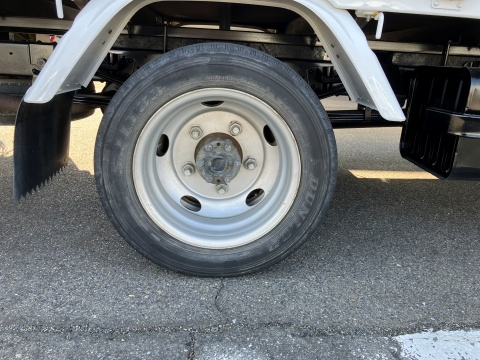 中古幌付き平ボディ ニッサン アトラス