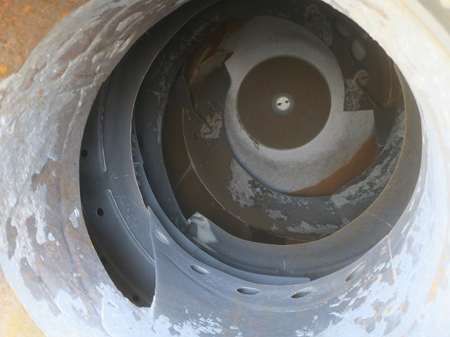 中古ミキサー車(生コン車) 日野 プロフィア