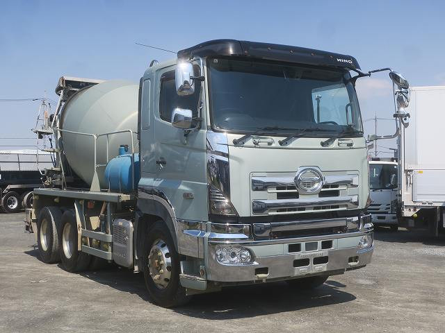 中古ミキサー車(生コン車) 日野 プロフィア