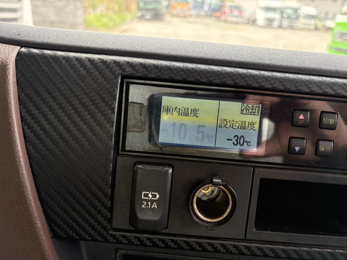 中古冷凍バン 日野 レンジャー