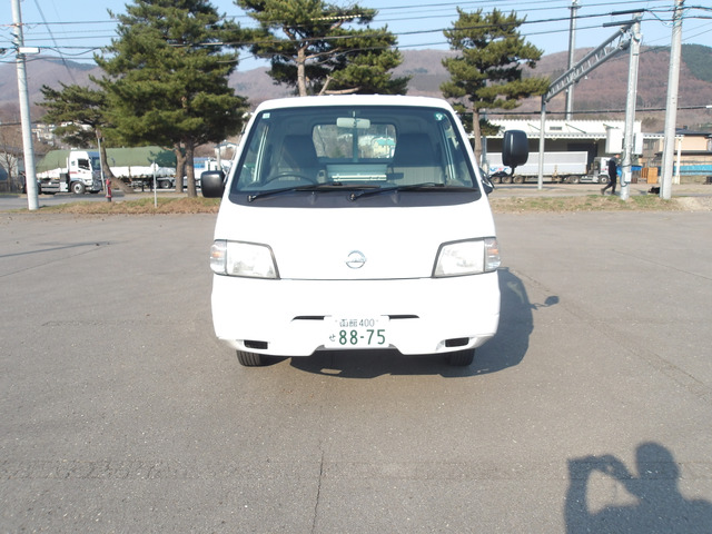 中古平ボディ ニッサン バネット