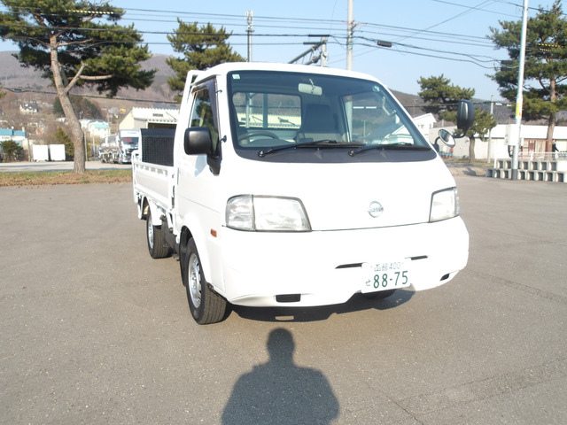 中古平ボディ ニッサン バネット