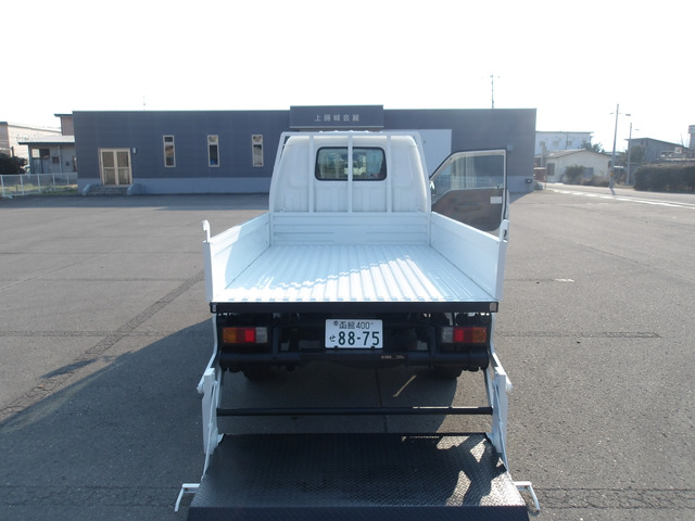 中古平ボディ ニッサン バネット