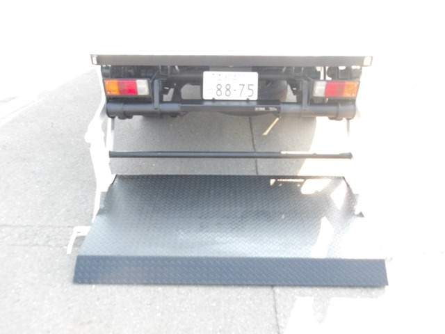 中古平ボディ ニッサン バネット