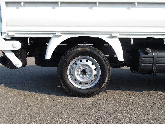 中古平ボディ ニッサン バネット