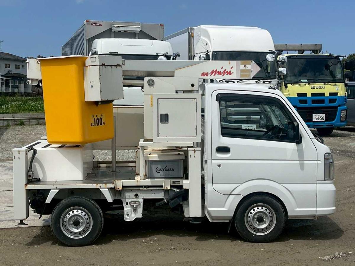 中古高所作業車 スズキ 