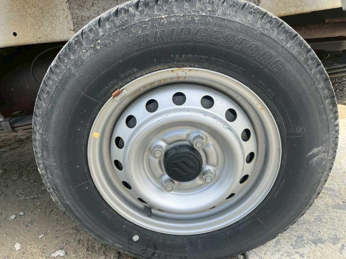 中古高所作業車 スズキ 