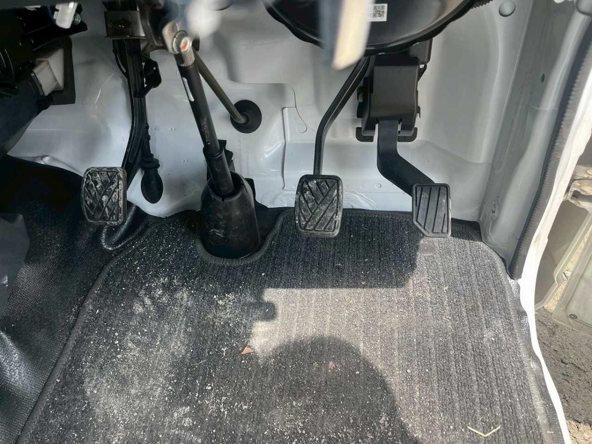 中古高所作業車 スズキ 