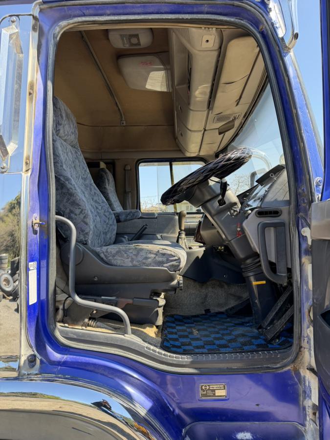 中古ダンプ 日野 プロフィア