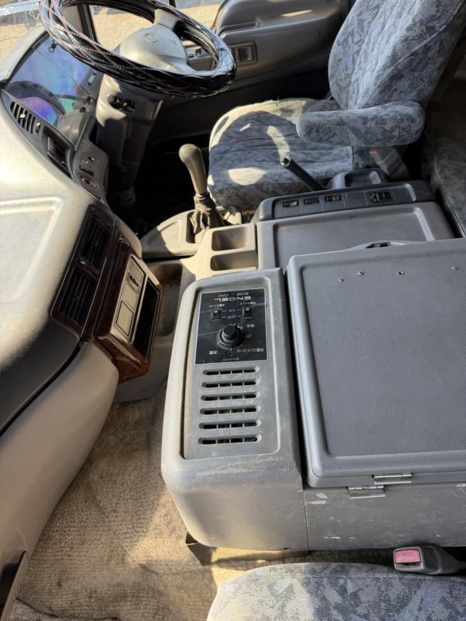 中古ダンプ 日野 プロフィア