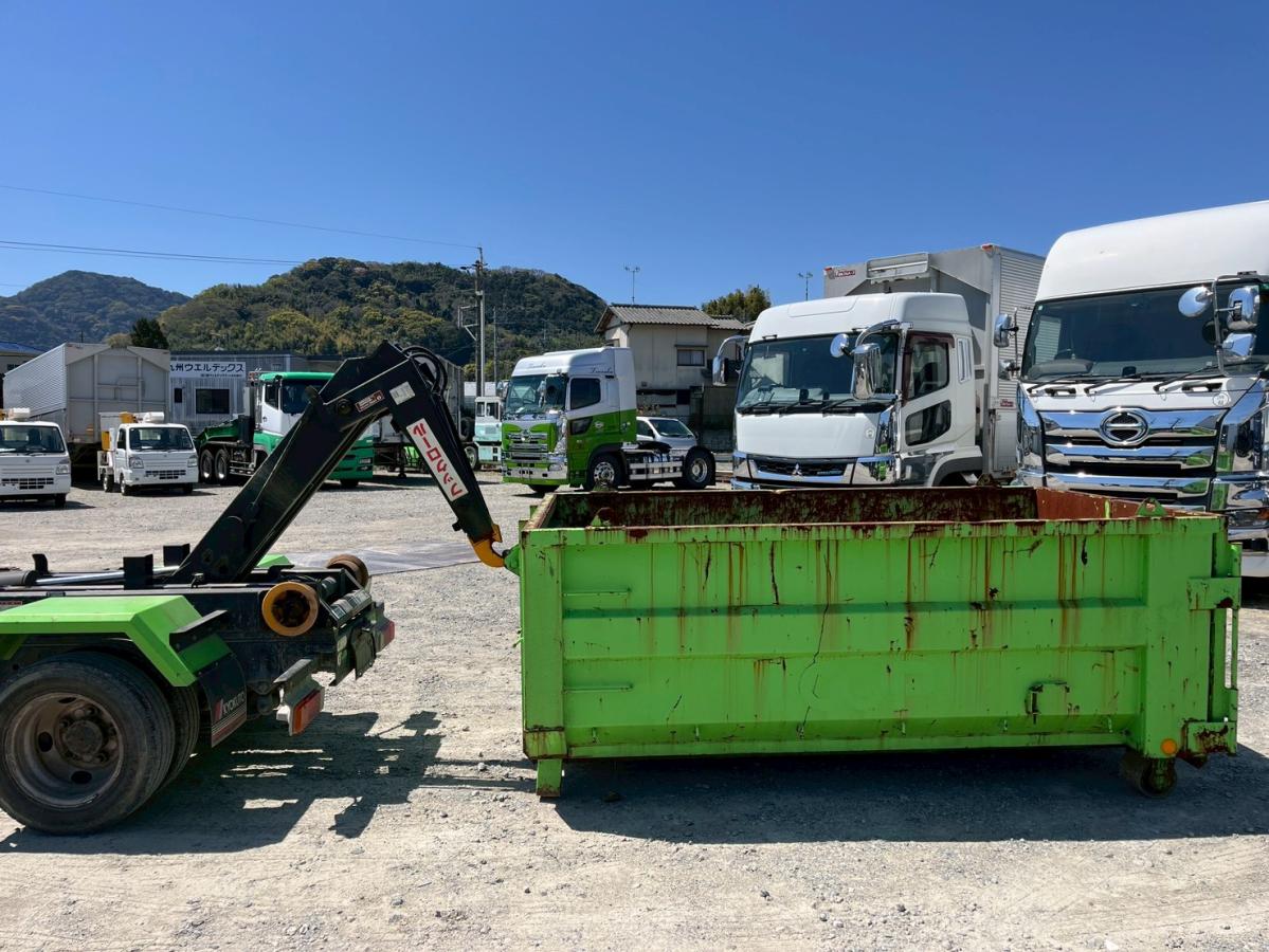 中古コンテナ車 日野 デュトロ