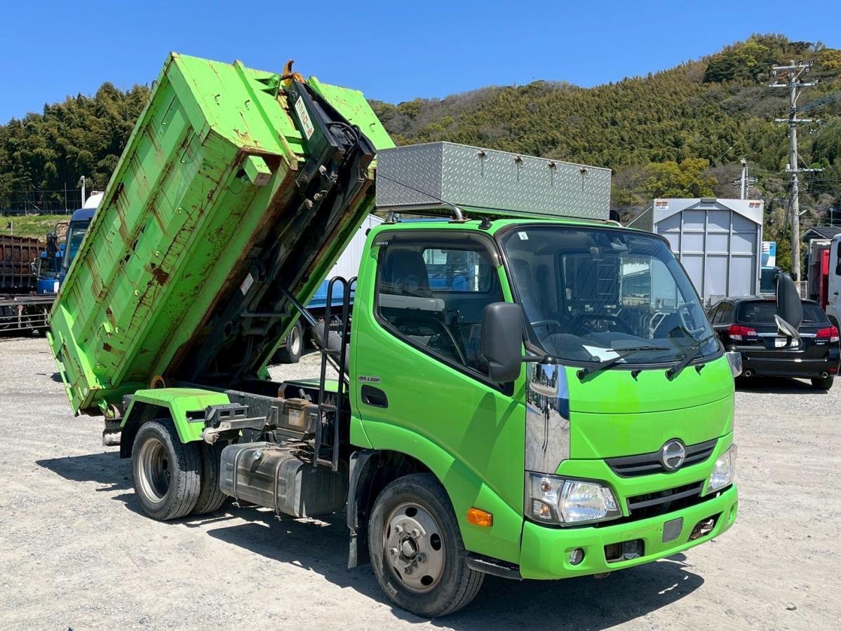 中古コンテナ車 日野 デュトロ