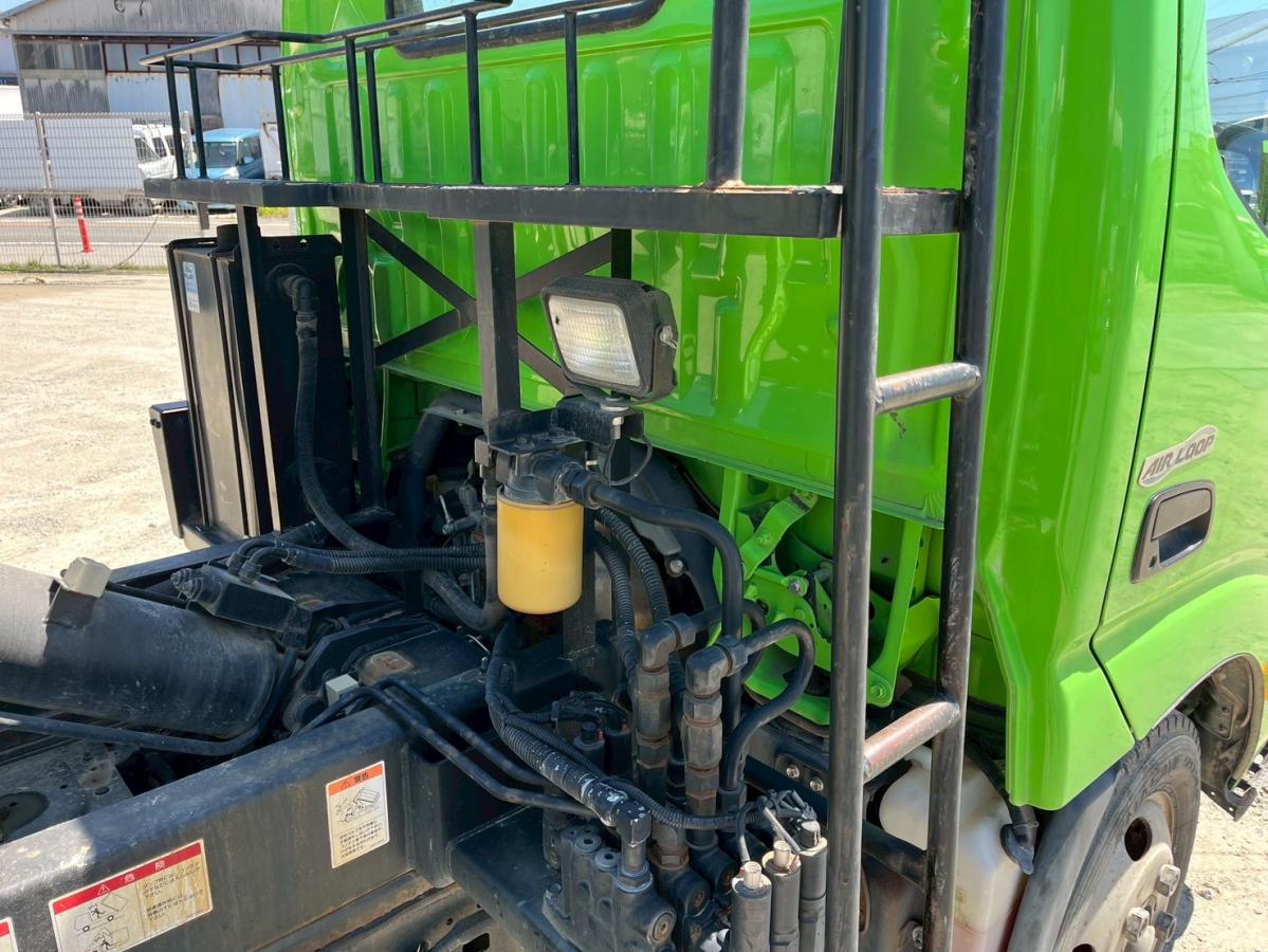 中古コンテナ車 日野 デュトロ