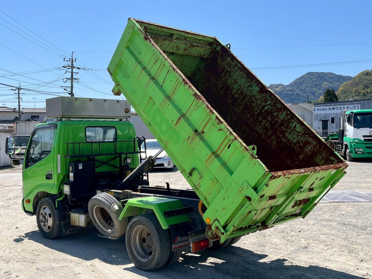 中古コンテナ車 日野 デュトロ