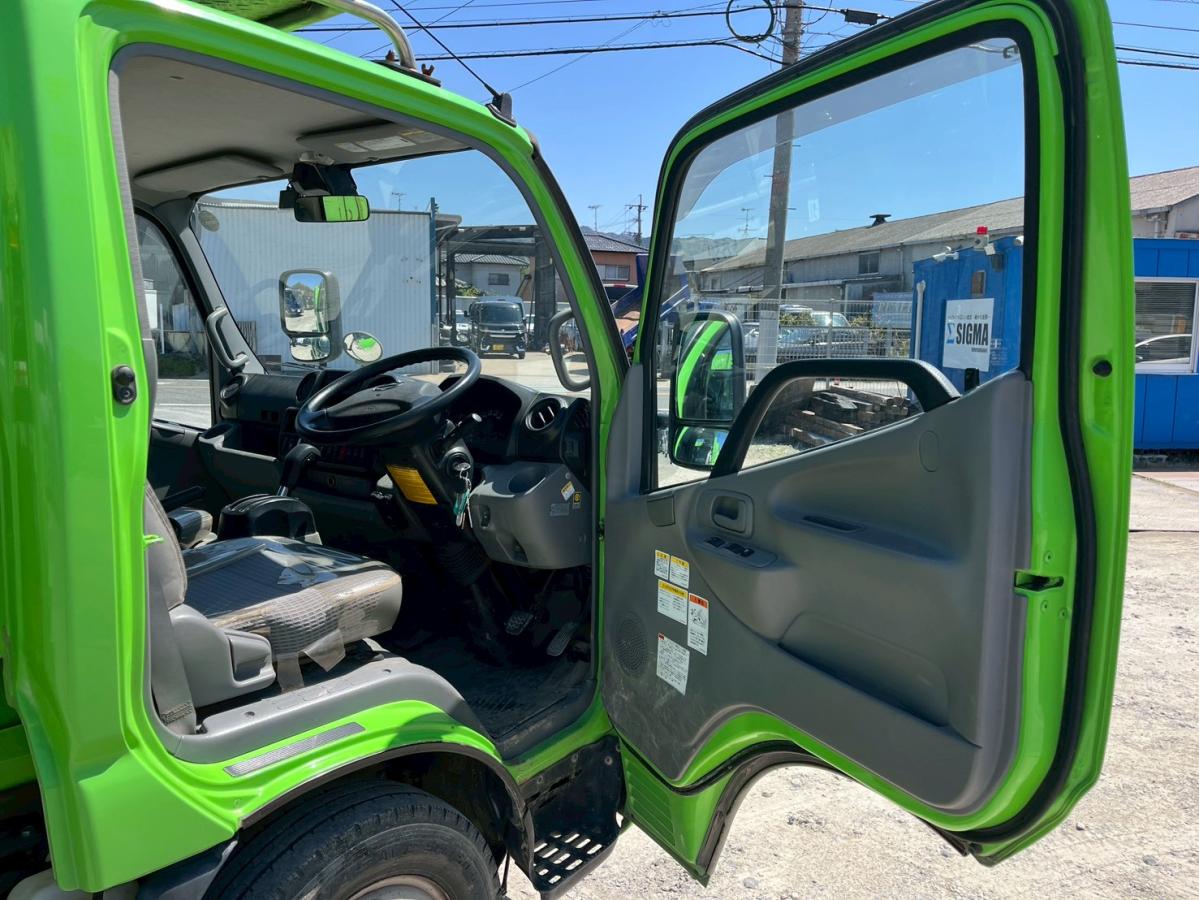 中古コンテナ車 日野 デュトロ