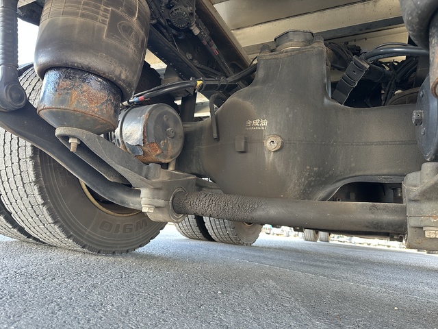 中古アルミウィング UDトラックス クオン