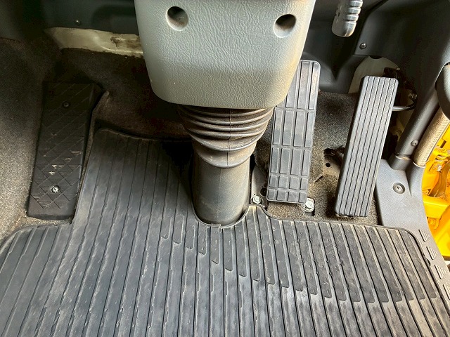 中古トラクタ 三菱ふそう スーパーグレート