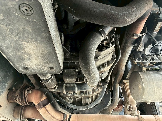 中古トラクタ 三菱ふそう スーパーグレート