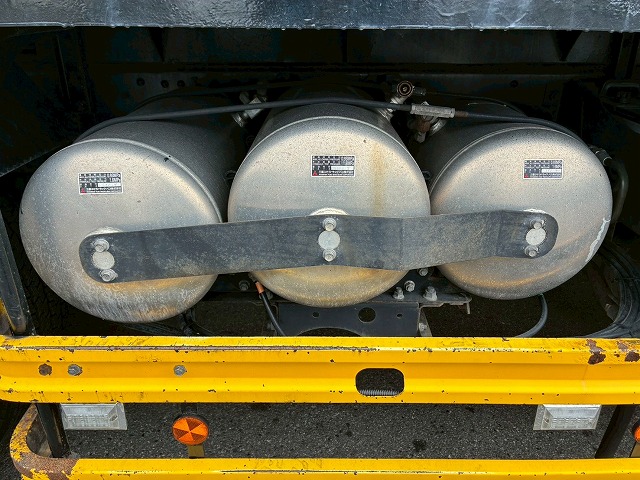 中古トラクタ 三菱ふそう スーパーグレート