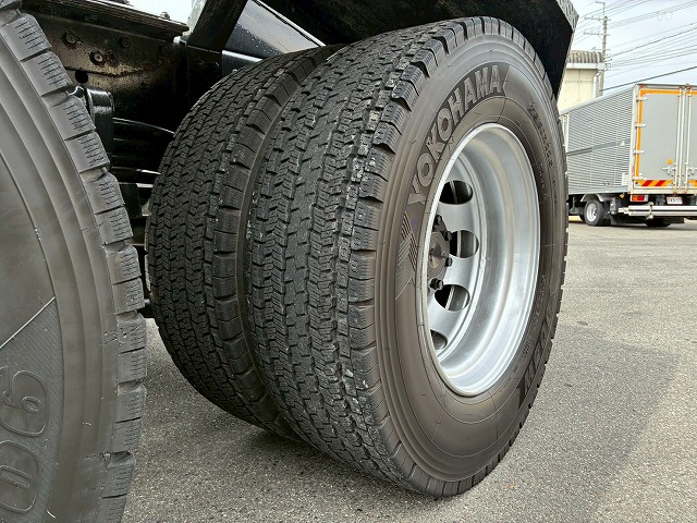 中古トラクタ 三菱ふそう スーパーグレート