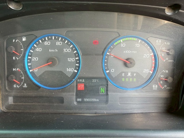 中古トラクタ 三菱ふそう スーパーグレート